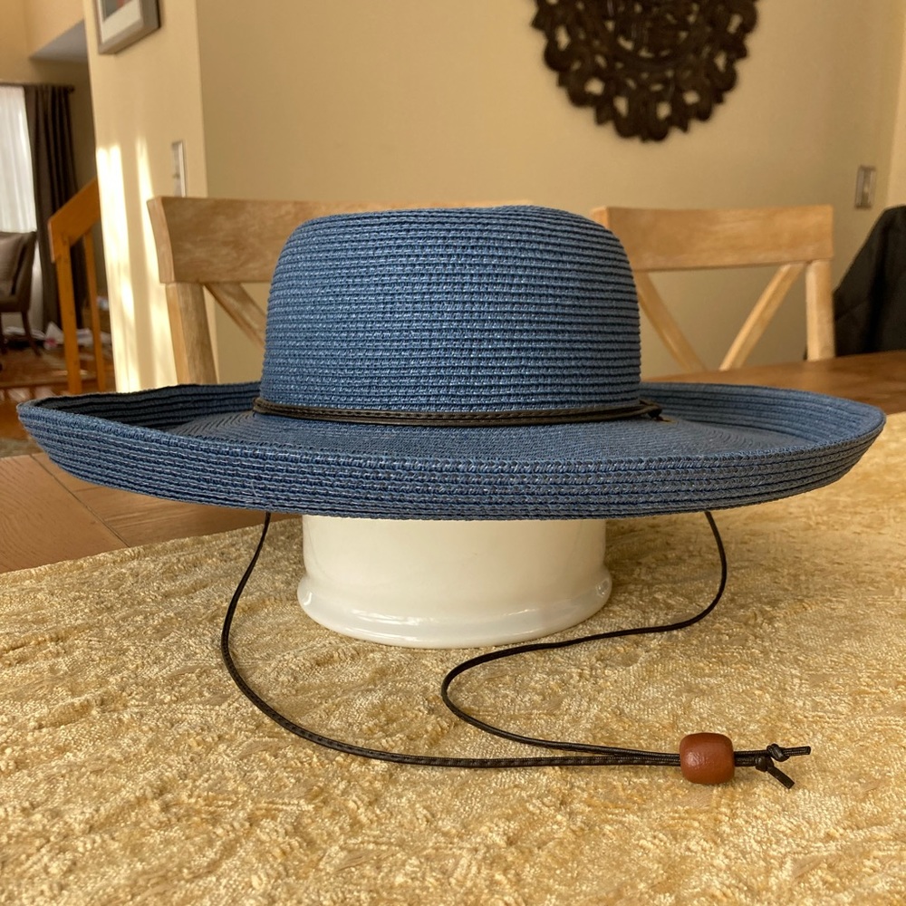 NWOT Women’s Scala Sun Hat